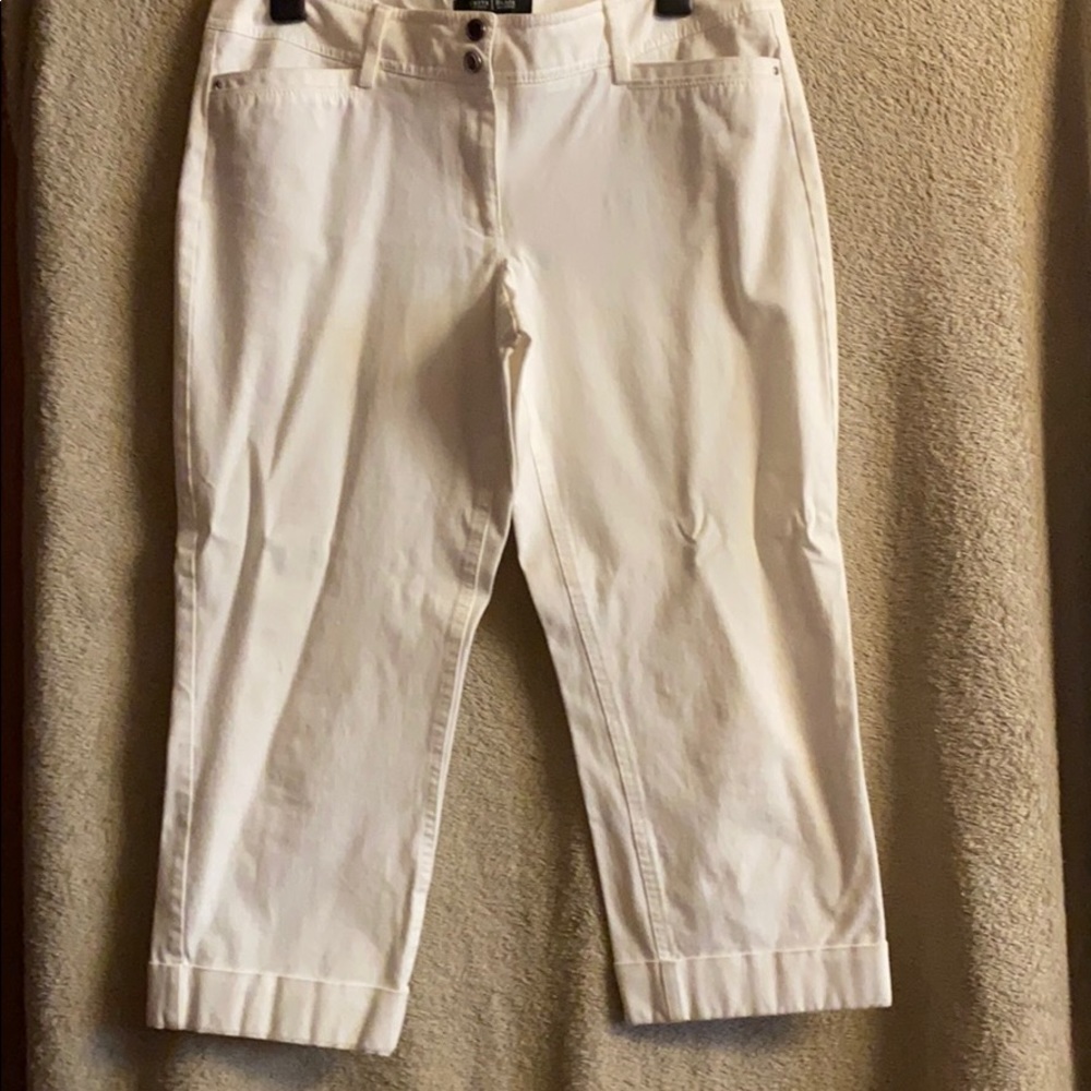 White House/Black Market